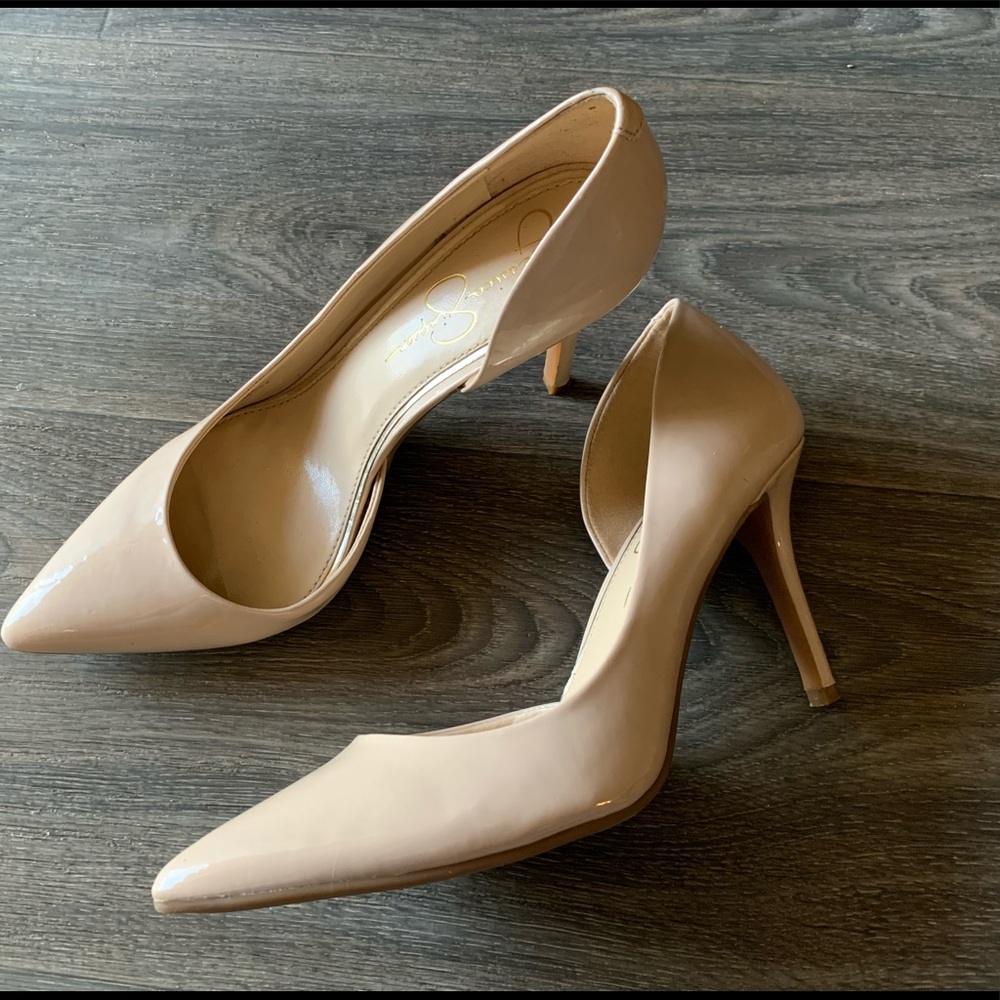 Jessica Simpson patent D’Orsay pump